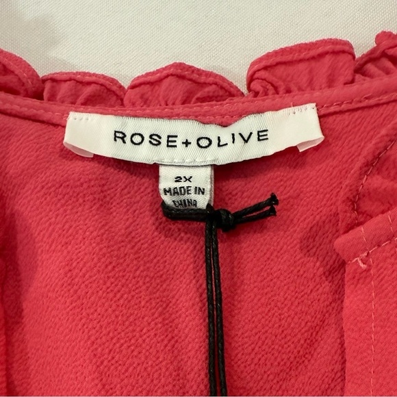 Rose & Olive Blouse Flutter Sleeve Ruffle Neckline Blouse Bright Pink Size 2X - Picture 3 of 7